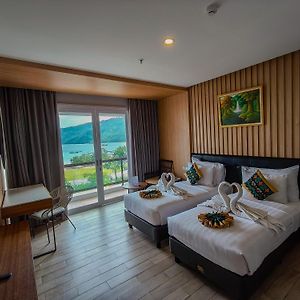 Grand Deluxe Twin Room